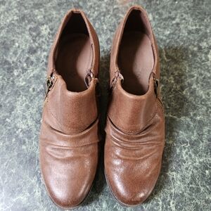 Baretraps Rosamund Booties Women's 7M Brown Leather Side Zip Ankle Boots